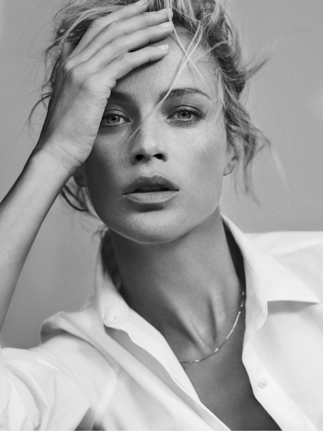 NYC fashion photographer director Hunter and Gatti Portrait Carolyn Murphy black and white