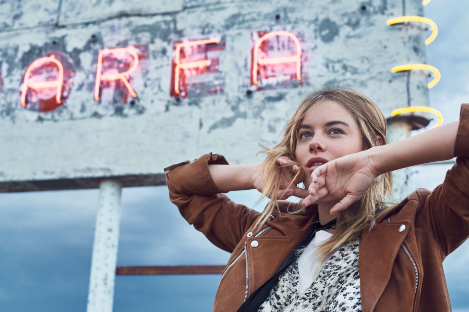 Mango OnLocation Camille Rowe Wall by Hunter & Gatti