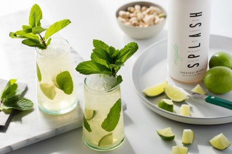 Photographer Nina Choi Beverages Mixing Cocktails Splash Mojitos 