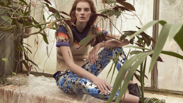 Fashion Photographer Director NYC Andreas Ortner Editorial Marie Claire CZ Alexina Graham Sitting on Radiator Fashion Women