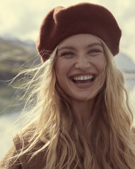 Fashion Photographer NYC Andreas Ortner Free People Holiday Campaign Blonde Girl Closeup Smiling 