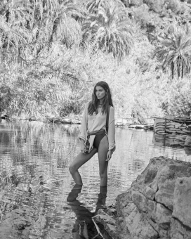 Fashion Photographer Andreas Ortner Free People Luna Bijl in the Water Fashion Advertising  