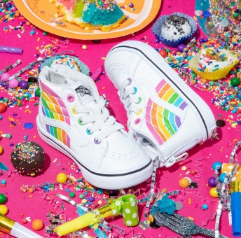 Rainbow fur vans sale